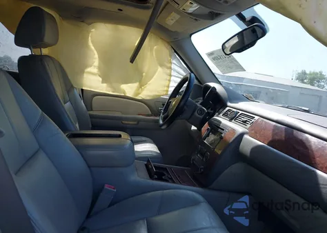 2008 Chevrolet Avalanche 1500 Ltz from USA, damaged, VIN 3GNFK12308G116136